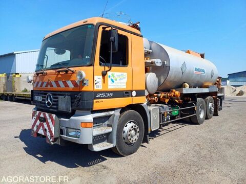 Engin de Chantier / BTP Autres Equipements 2002 occasion Vesoul 93100