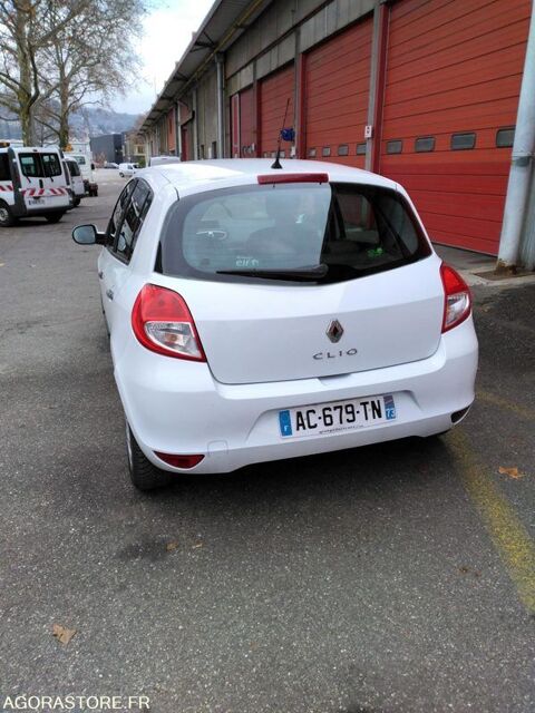 Clio VF1BR1F0H42062678 2009 occasion 93100 Chamb&eacute;ry