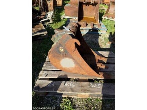 Pieces d&eacute;tach&eacute;es et accessoires Engins BTP  occasion 93100 Savignac