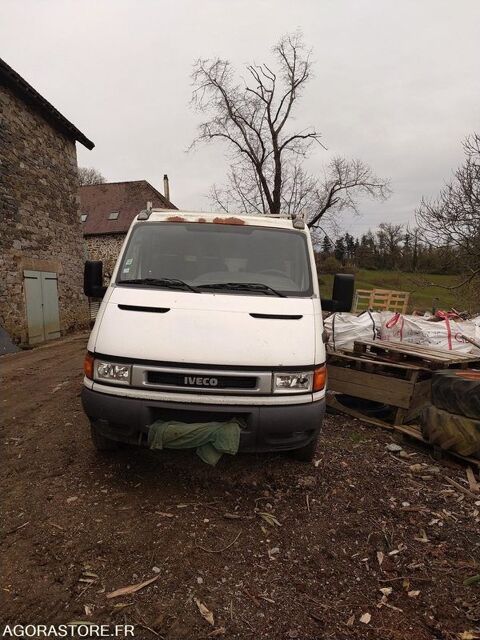 Iveco Daily 2005 occasion Glanges 93100
