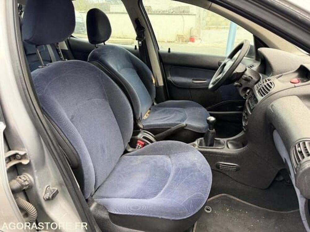 206 VF32AWJYF41685296 2001 occasion 93100 Mably