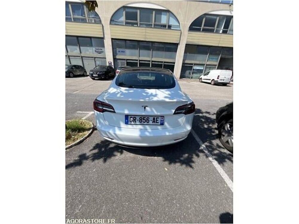 Model 3 LRW3E7FS0PC895544 occasion 93100 Grand Bourgtheroulde