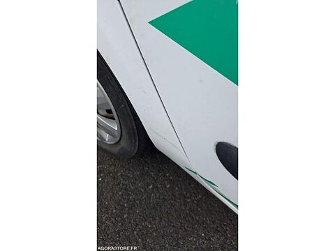 Clio VF1BB1KEF36899416 occasion 93100 Lamballe-Armor
