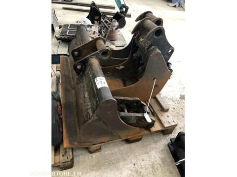 Pieces d&eacute;tach&eacute;es et accessoires Engins BTP  occasion 93100 Savignac