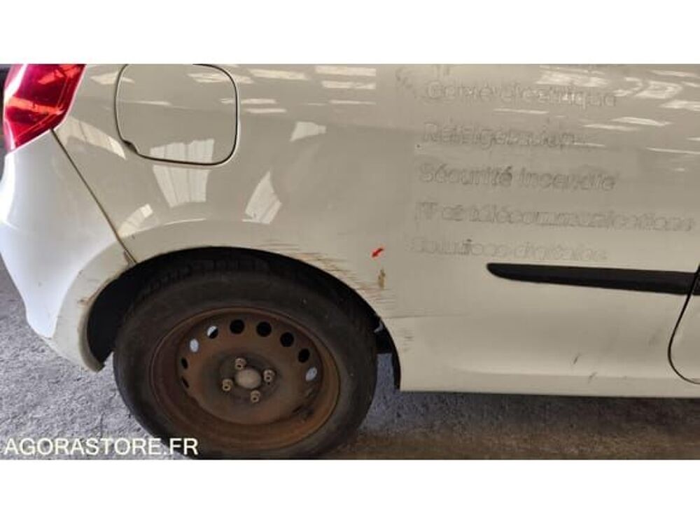 Clio VF1CR2V0H49981543 occasion 93100 Grand Bourgtheroulde