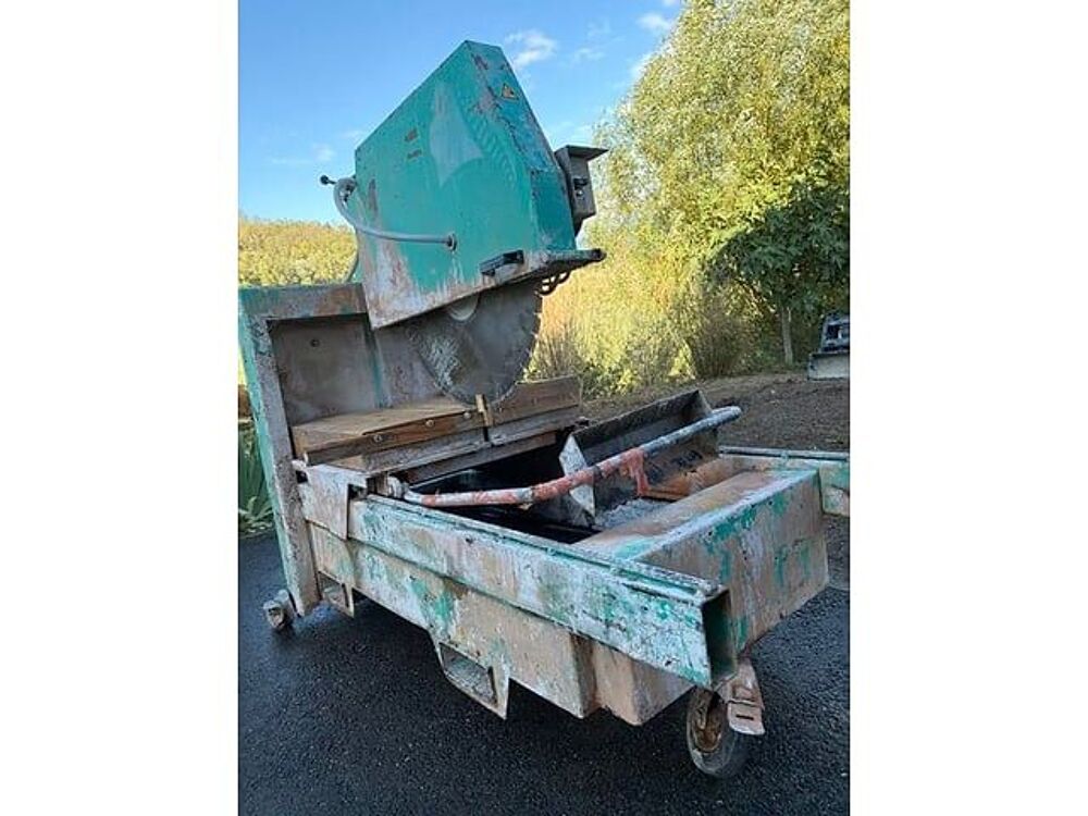   Matériel professionnel / Outillage 