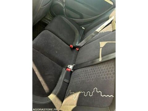 Punto ZFA1990000P037301 occasion 93100 Corbas