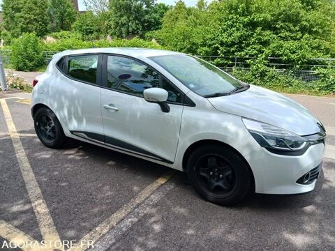 Clio VF15RB20A54721055 2016 occasion 93100 &Eacute;vry