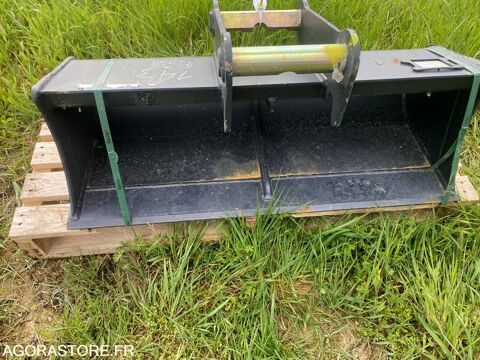 Utilitaire Pieces d&eacute;tach&eacute;es et accessoires Engins BTP  occasion Savignac 93100