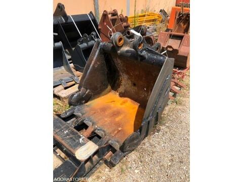 Pieces d&eacute;tach&eacute;es et accessoires Engins BTP  occasion 93100 Savignac