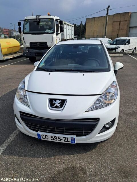 Annonce voiture Peugeot 207 4200 