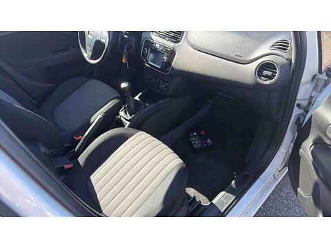 Punto ZFA1990000P340609 occasion 93100 Le Grand Bourgtheroulde