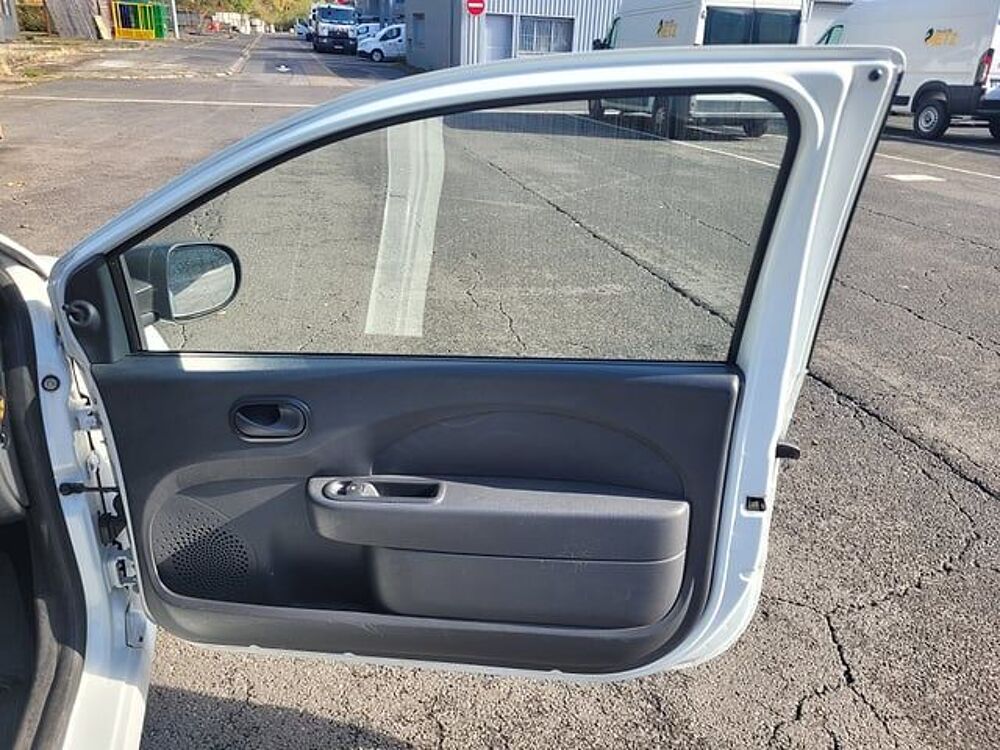 Twingo VF1CNJ10550142912 occasion 93100 Metz