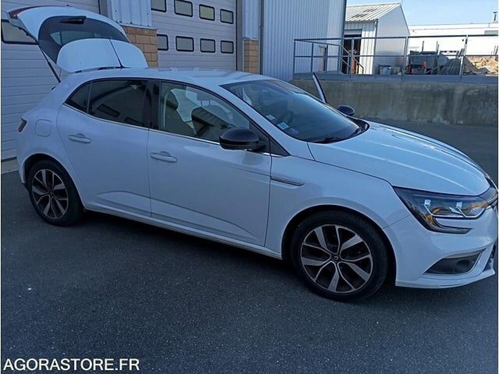 M&eacute;gane VF1RFB00064828406 occasion 93100 Amilly
