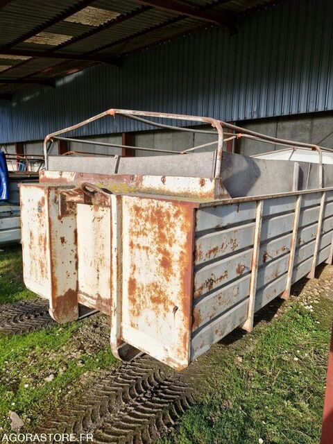 Utilitaire Pieces détachées et accessoires Engins BTP  occasion Neuville-De-Poitou 93100