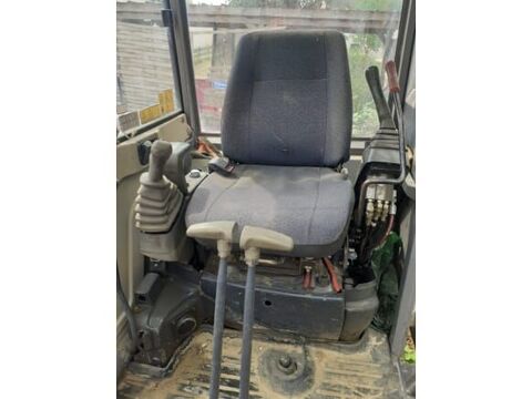 Tracto Pelle 2009 occasion 93100 La Norville