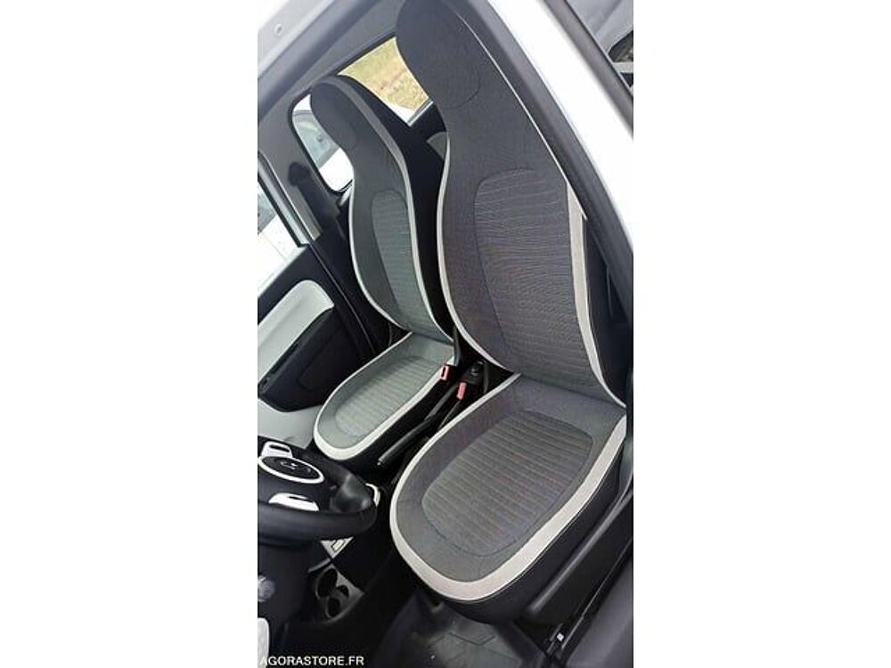 Twingo VF1AHB40D58337208 occasion 93100 Auxerre