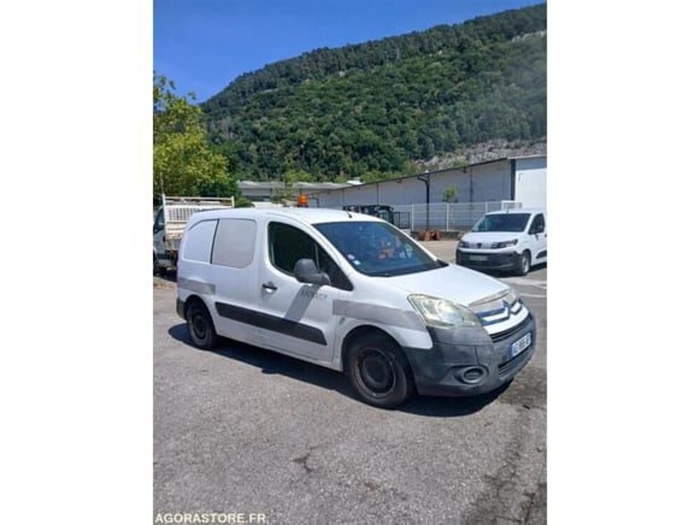 Berlingo VF77ANFRC9J292398 occasion 93100 Annecy