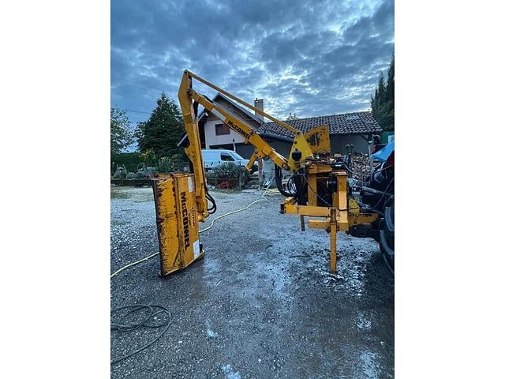  2002 occasion 93100 M&eacute;ry