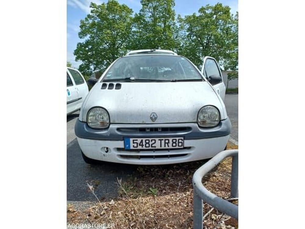 Twingo VF1C068A525376391 2001 occasion 93100 Poitiers