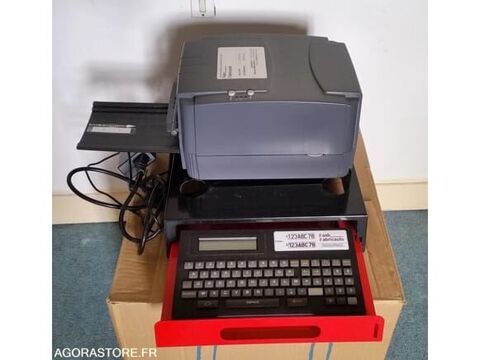 MACHINE POUR FAIRE LES PLAQUES D'IMMATRICULATION - in... 580 93100 Quincy-le-vicomte