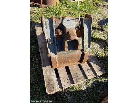 Pieces d&eacute;tach&eacute;es et accessoires Engins BTP  occasion 93100 Savignac