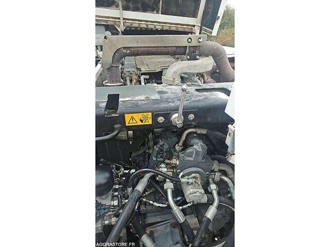 Tracto Pelle 2008 occasion 93100 Gellainville