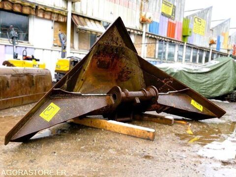 Utilitaire Pieces d&eacute;tach&eacute;es et accessoires Engins BTP  occasion Serri&egrave;res-En-Chautagne 93100