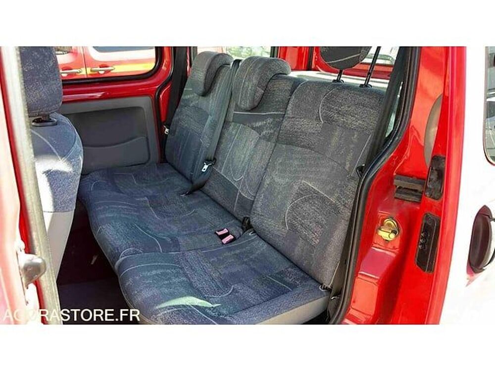 Kangoo VF1KCE7EF31749960 occasion 93100 Bourg-En-Bresse