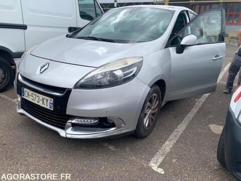 Annonce voiture Renault Mégane 2380 €