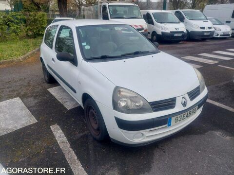 Clio VF1CB2DEF34508937 2005 occasion 93100 Roissy-En-France