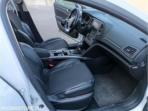 M&eacute;gane VF1RFB00064828406 occasion 93100 Amilly