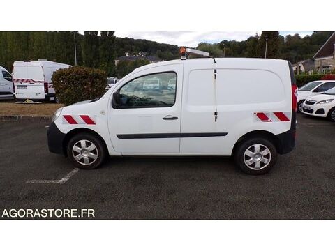 Annonce voiture Renault Kangoo 1000 €