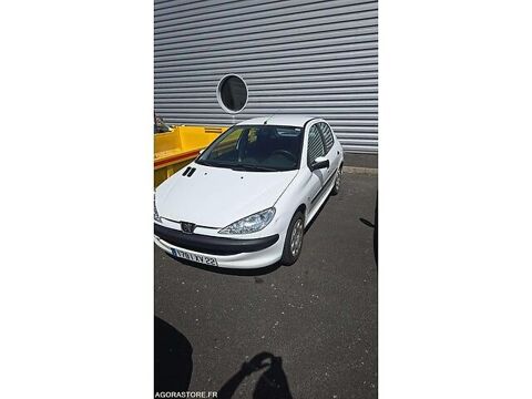 206 VF32A8HZA47770783 occasion 93100 Lamballe-Armor