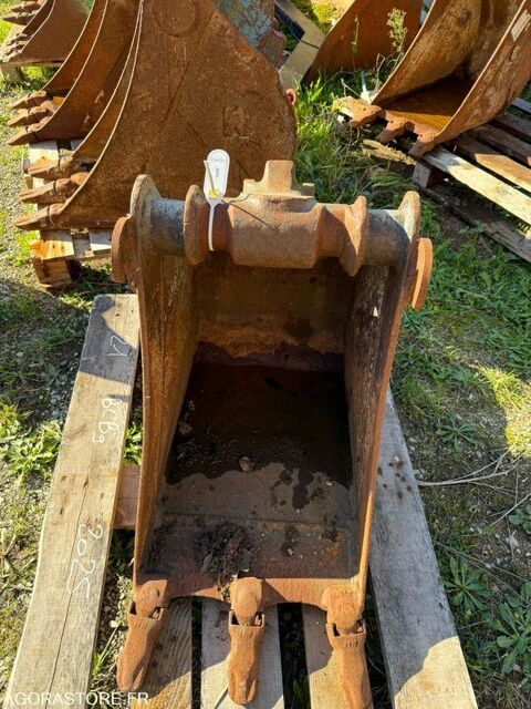 Utilitaire Pieces d&eacute;tach&eacute;es et accessoires Engins BTP  occasion Savignac 93100