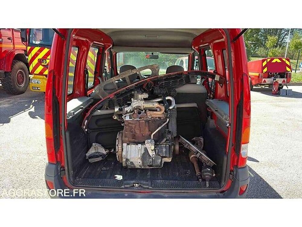 Kangoo VF1KCTEEF37924162 occasion 93100 Bourg-En-Bresse