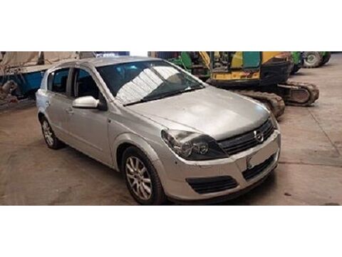 Astra W0L0AHL4865002217 occasion 93100 Saint-Palais
