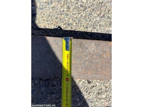 Pieces d&eacute;tach&eacute;es et accessoires Engins BTP  occasion 93100 Belmont-Tramonet