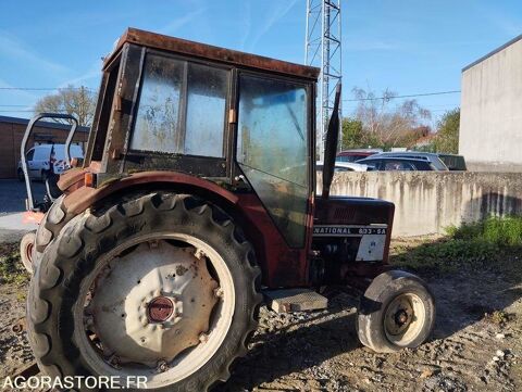 Tracteur agricole Tracteur agricole 1983 occasion Moz&eacute;-Sur-Louet 93100