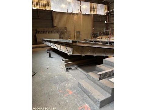 Pieces d&eacute;tach&eacute;es et accessoires Engins BTP  occasion 93100 Belmont-Tramonet