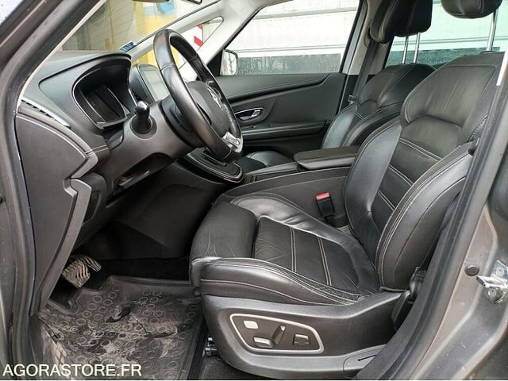 M&eacute;gane VF1RFA00557360289 occasion 93100 Nanterre