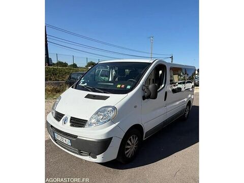Annonce voiture Renault Trafic 2000 €