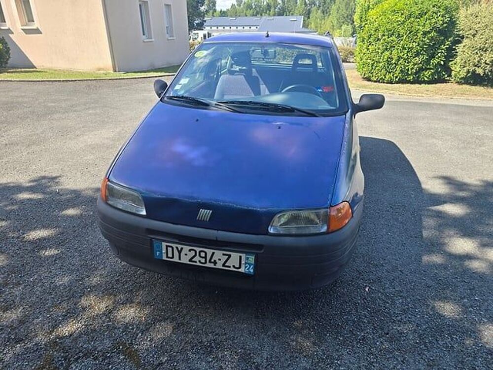Punto ZFA17600000768761 occasion 93100 Saint Martial D'artenset