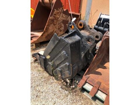 Pieces d&eacute;tach&eacute;es et accessoires Engins BTP  occasion 93100 Savignac