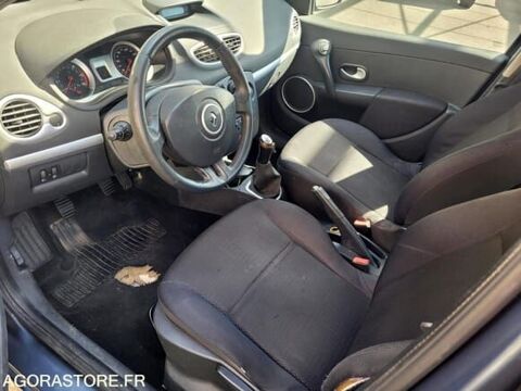 Clio VF1BR1G0H37509345 2007 occasion 93100 Mably