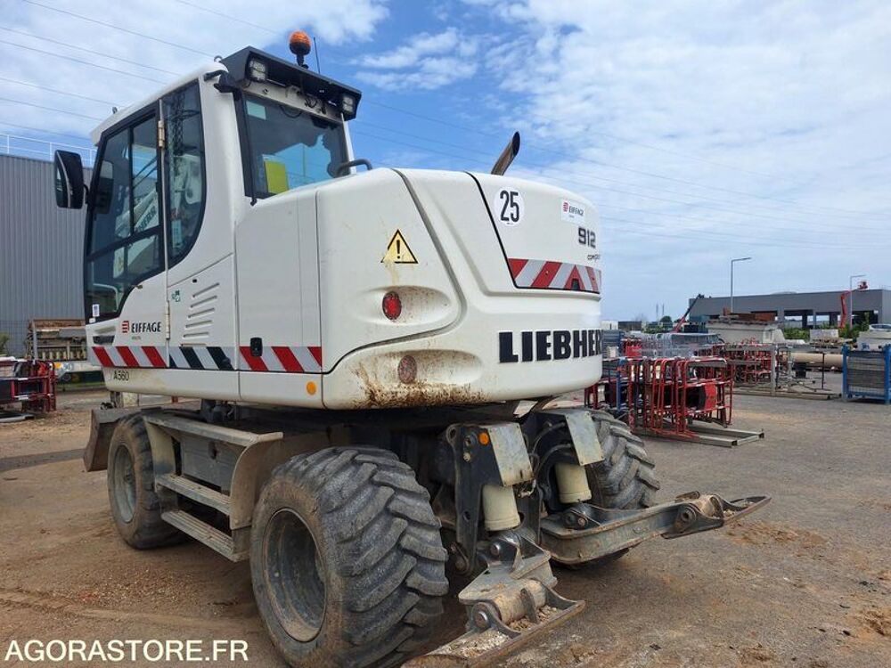 Tracto Pelle 2016 occasion 93100 Gellainville