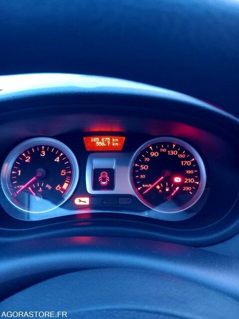 Renault Clio VF1CR2V0H45474209 2011 occasion Lille 93100