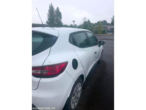 Clio VF15R0J0A54368335 occasion 93100 Saint-L&ocirc;