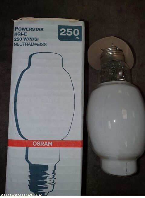 Pi&egrave;ces et &eacute;quipements Moto - Scooter - Quad Divers  occasion Contrex&eacute;ville 93100