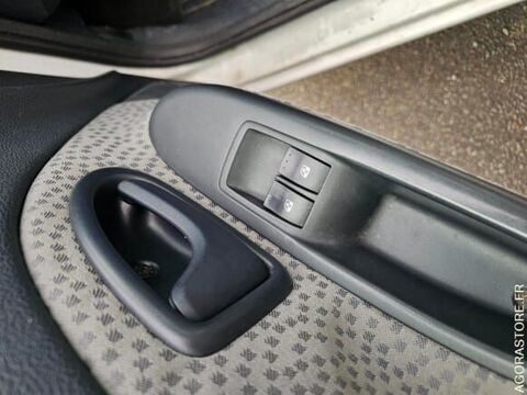 Clio VF1BB1KEF35303850 2006 occasion 93100 Tremblay-En-France